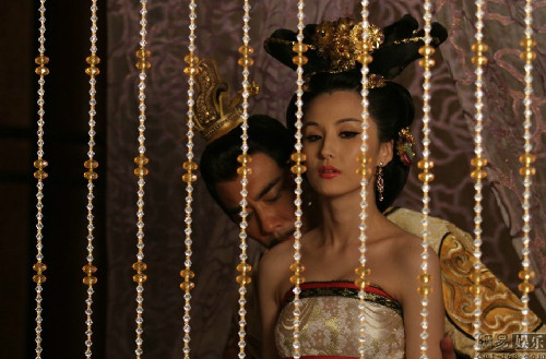 汉朝杨广让宫女穿开裆裤 杨广的萧皇后美色迷倒六君主