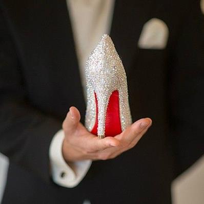 结婚为什么要藏婚鞋：新娘结婚藏鞋有什么讲究