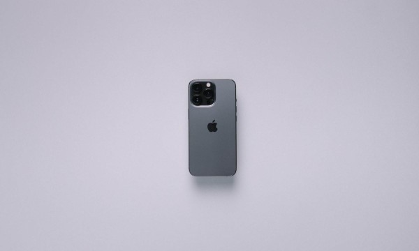 iPhone 13使用一个月反馈，有功有过