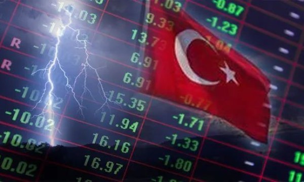 土耳其的货币市场持续下跌，26人被捕，其中两名前央行行长