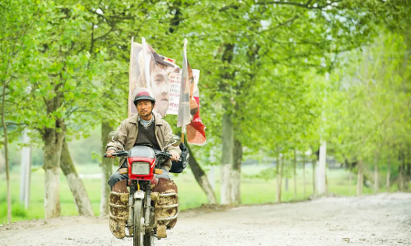《失孤》：“刘德华”儿子找到了！寻访全国，报废10辆摩托车